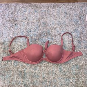 Light pink bikini top. Size 38 D